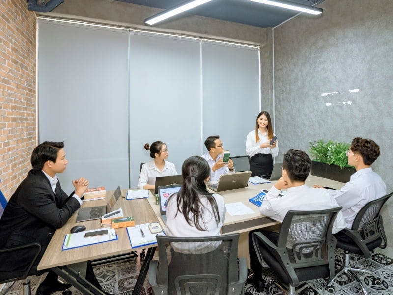 Máy Phiên Dịch Ngôn Ngữ 2 Chiều Là Gì?