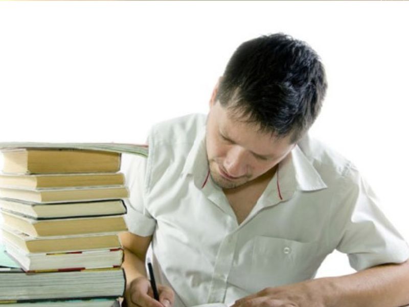 Lệ phí cần phù hợp với thu nhập tối thiểu của dịch giả