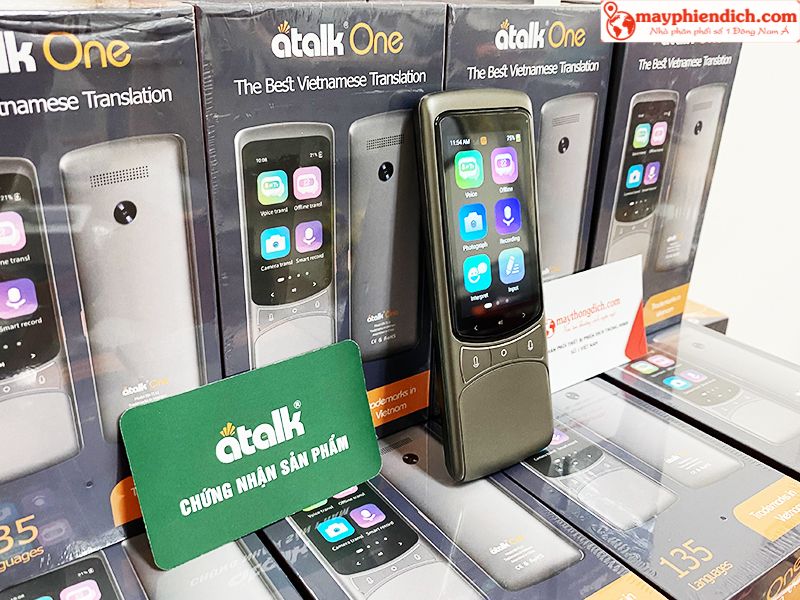 Ảnh Chụp Thực Tế Máy Phiên Dịch Trực Tiếp ATalk One